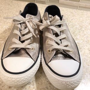 Converse size 6 soft gold